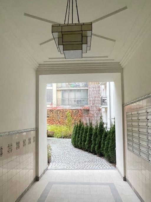 Cute Apartment Perfect For Business And Travel. Varsóvia Exterior foto